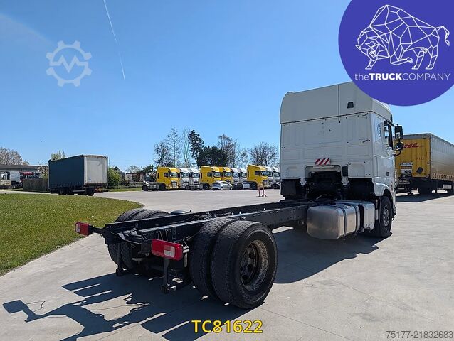 Chassis met cabine DAF XF 450