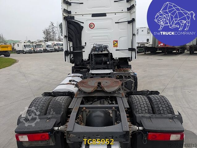 Estándar-SZM Renault T 460