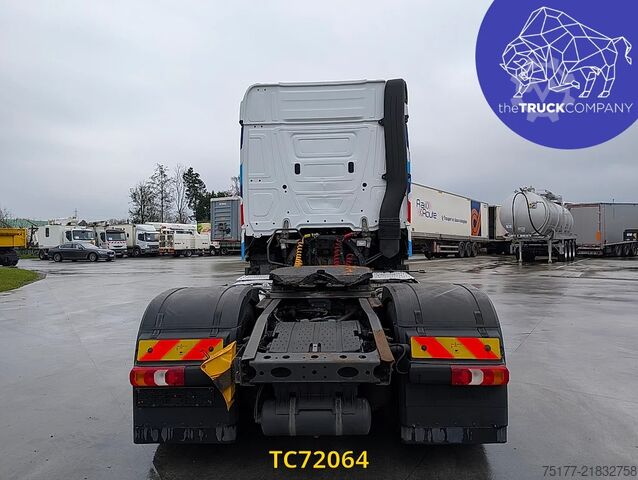 Standaard-SZM Mercedes-Benz Actros 1945