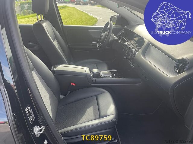 Mercedes-Benz GLA 200 D Mercedes-Benz GLA 200 D