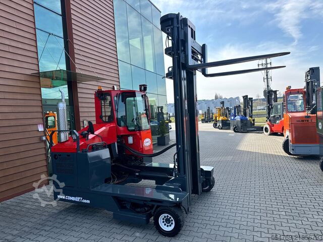 Carrello elevatore a 4 direzioni Combilift C4000 /2015 /Diesel/Triplex 7500 mm