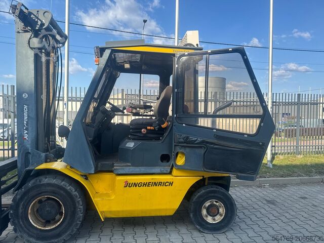 Empilhadeira de 4 rodas Jungheinrich DFG45/Positioner+sideshift/Air condition