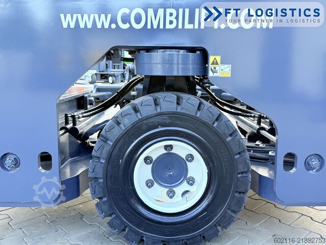 Carrello elevatore a 4 direzioni Combilift C4000 DIESEL TRIPLEX 5550 FORK POSITIONE