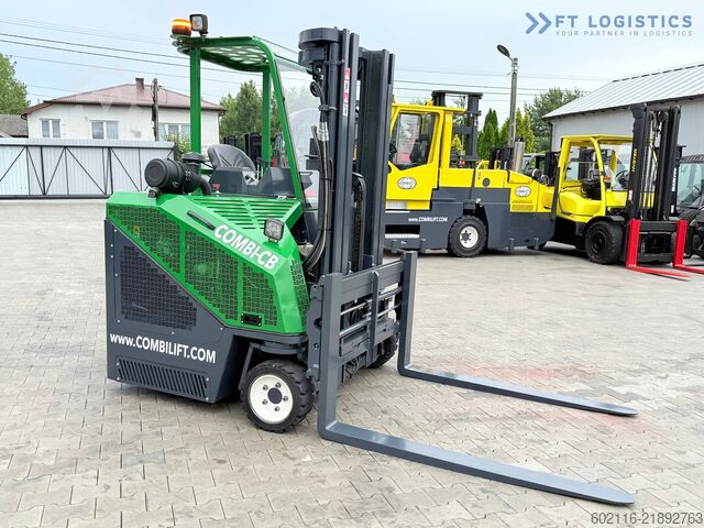 Négyirányú targoncát Combilift CB3000 / TRIPLEX 4900MM / FREE LIFT