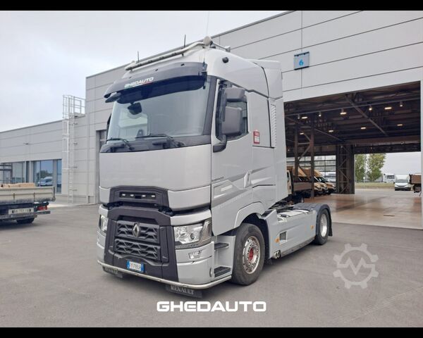 Standardowy ciągnik siodłowy RENAULT TRATTORE STRADALE RENAULT T 520 HIGH CAB