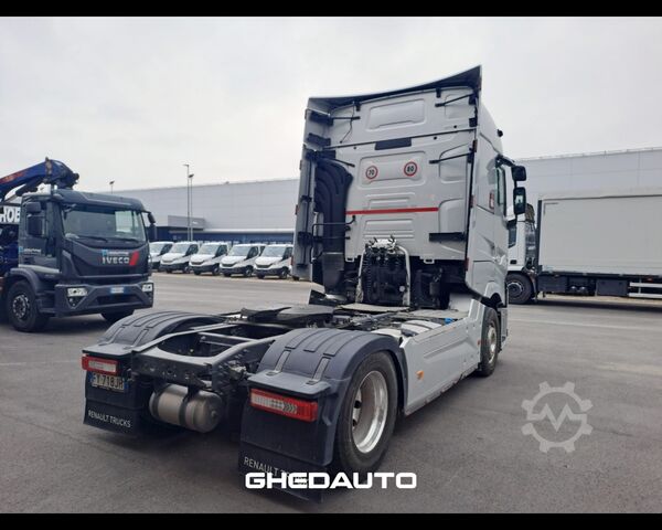 Standardowy ciągnik siodłowy RENAULT TRATTORE STRADALE RENAULT T 520 HIGH CAB