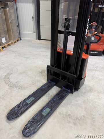 Gabelstapler SCHORR RR12HHEF 3m mit FREIHUB