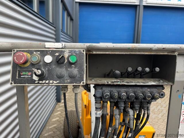 Articulated boom lift Niftylift HR12NE Hoogwerker Knikarmhoogwerker