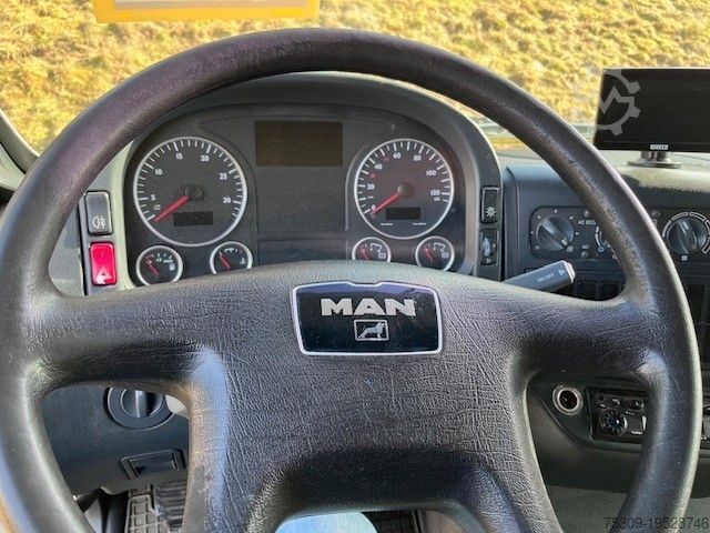 Dobozos furgon MAN TGL 8.180 Wäscherei Koffer mit LBW-Klima-3 Sitze