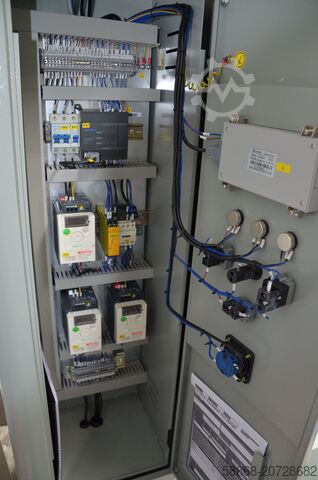 Semi-automatic pallet wrapper KVK 1A mit Ausschnitt für Hubwagen- elektromagnetischer Bremse