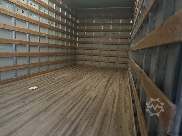 Kuffert Volvo FL 240 VERHUISWAGEN / CAMION DE DÉMÉNAGEMENT