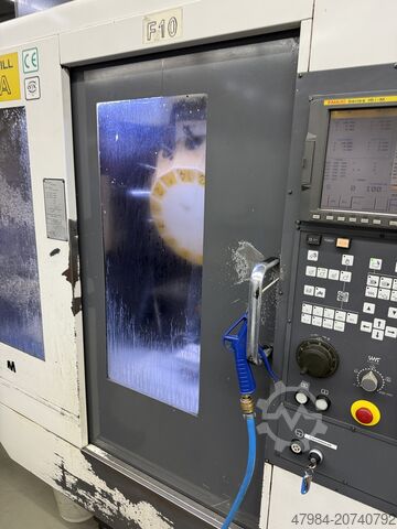 Centro di lavoro verticale CNC STAMA MC 014