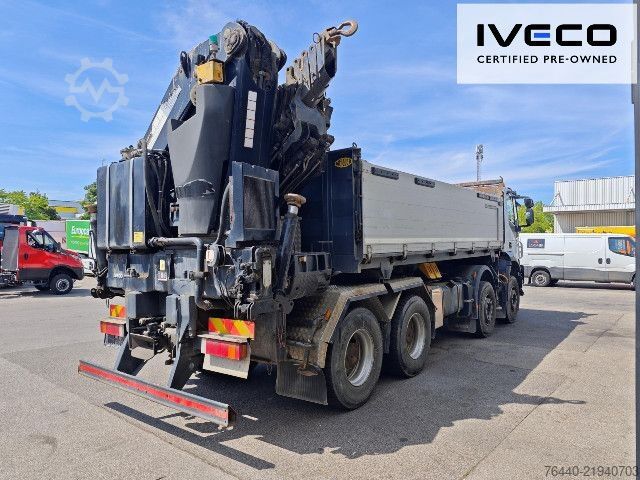Autocarro ribaltabile IVECO TRAKKER mit EFFER Kran 470/5S !!!Motor neu!!!