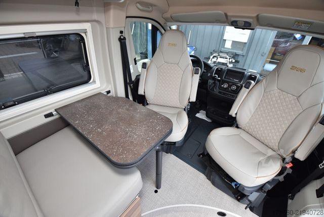 Obytný vůz BÜRSTNER B66 C 600 * Sondermodell B66 * Aufstelldach *
