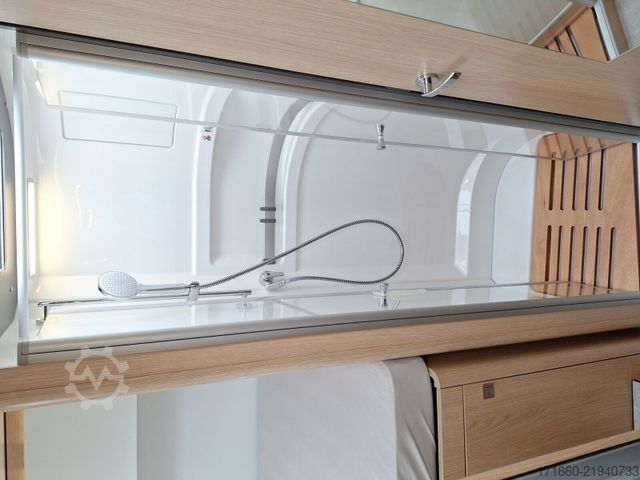 Integrovaný obytný vůz HYMER/ERIBA B-Klasse ML I BlackLine 780