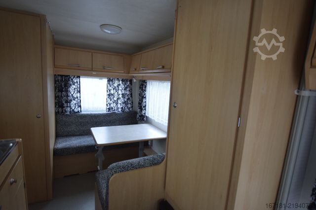 Caravan CHATEAU Calista 390 mit Vorzelt