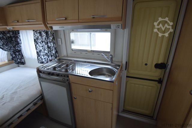 Caravan CHATEAU Calista 390 mit Vorzelt