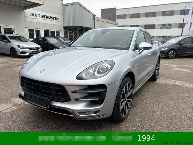 Pikap PORSCHE Macan Turbo 3,6L V6 PANO/BOSE/CARBON/ALCANTARA