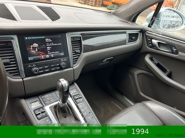 Pick-up PORSCHE Macan Turbo 3,6L V6 PANO/BOSE/CARBON/ALCANTARA