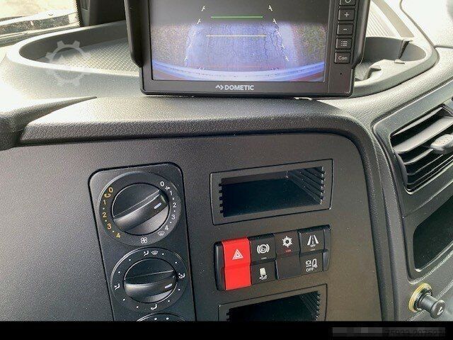 Kasa kamyoneti MERCEDES-BENZ Atego 818 4x2 Kühlk. 6,07m+LBW+Thermok. V800 Max