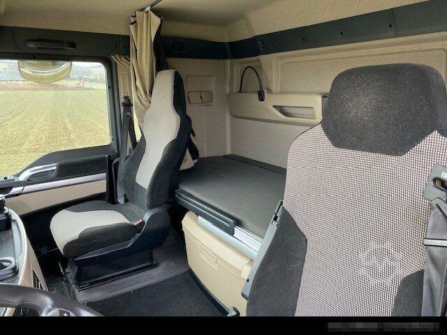 Standardní tahač MAN MAN TGX 18.460 BLS L-Fhs+Retarder+Kipphydraulik