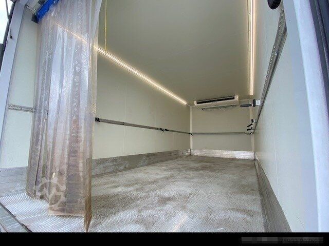 Soğutucu kasa panelvan MERCEDES-BENZ Atego 818 4x2 Kühlk. 6,07m+LBW+Thermok. V800 Max