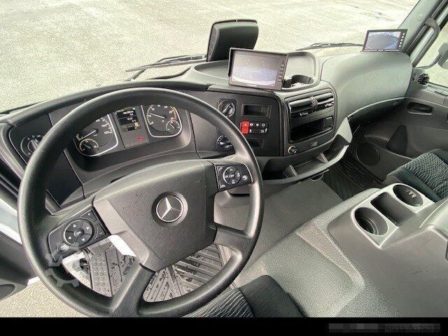 Soğutucu kasa panelvan MERCEDES-BENZ Atego 818 4x2 Kühlk. 6,07m+LBW+Thermok. V800 Max