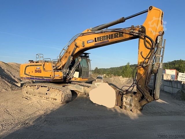  Liebherr R946 LC