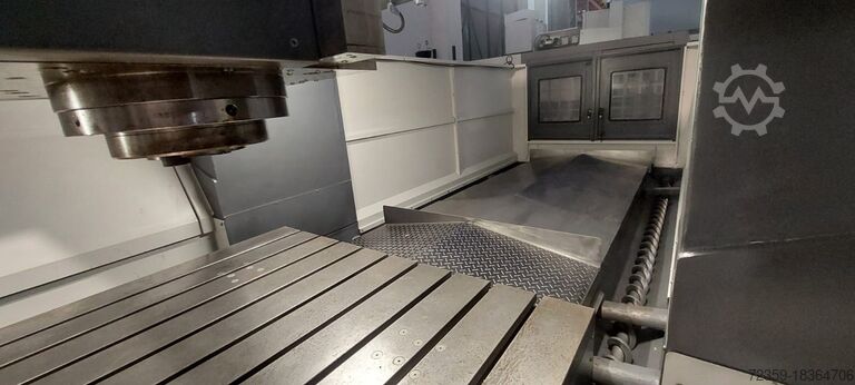 Fleroperationsmaskin YCM DCV 3016B