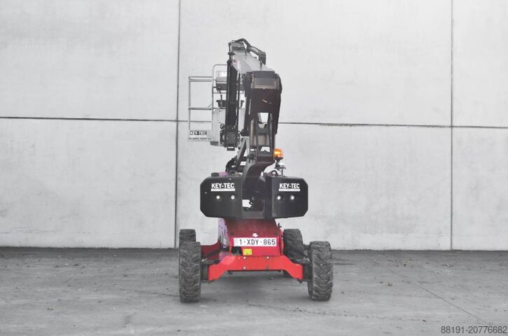 Artikulisan teleskopski bum lift Manitou ManGo 12