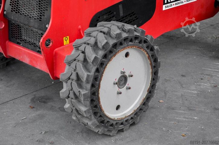 Αρθρωτή τηλεσκοπική πλατφόρμα εργασίας Manitou ManGo 12