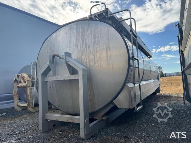 Zbiornik na ramie hakowej  Tank on hook frame