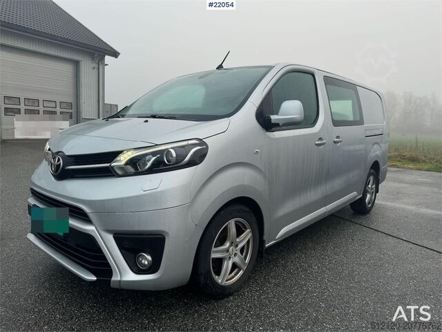 Kombi z wysokim dachem Toyota Proace 4x2 Van WATCH VIDEO