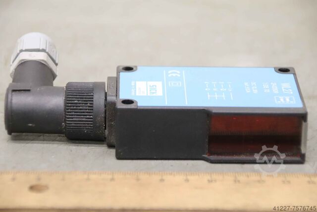 Retroreflekterande fotoelektrisk sensor Sick WL27-2F431S09