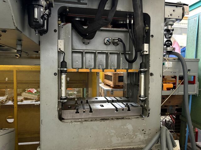 Automatisk stanse maskine Haulick + Roos RVD 63-800 HS/CNC
