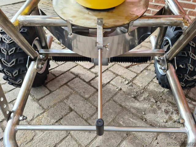 Spreader Zoutstrooier SW 300 met PE-bak