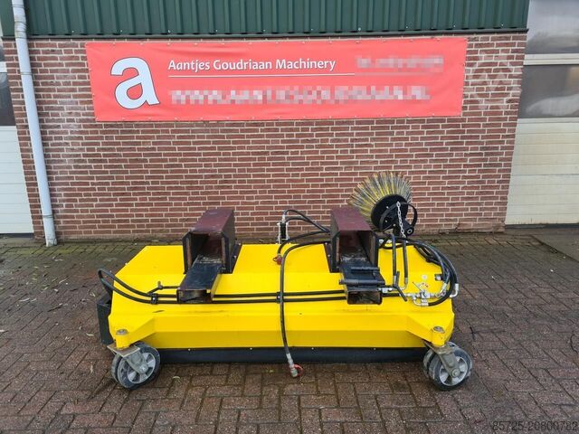 Borstel MTS bezem met lepel insteek