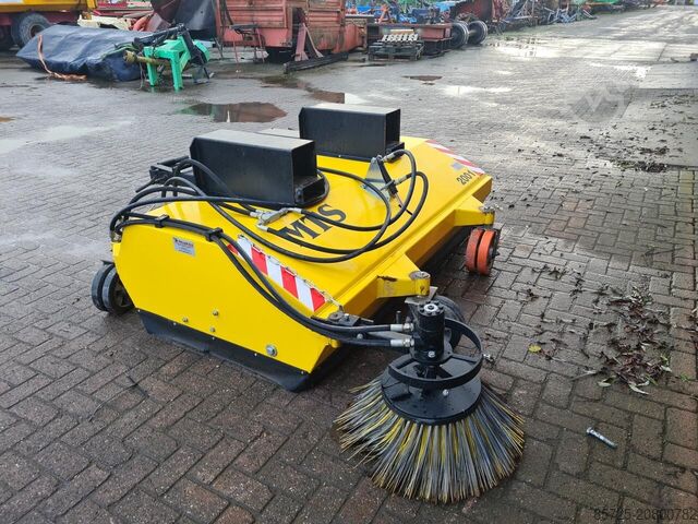 Borstel  MTS bezem met lepel insteek