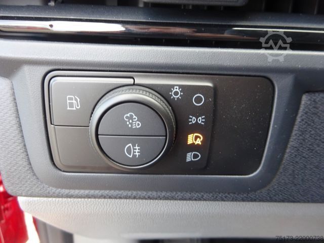 Minibusz FORD Tourneo Custom L1 Sport PHEV AHK Exklusiv 360Kam