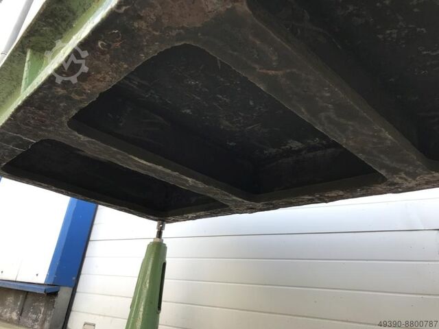 Steel cast grey cast iron alignment and welding plate, heavily ribbed, heavy-duty alignment plate  1985 x 1000