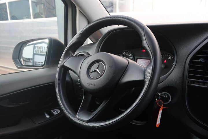 Kombi med högt tak Mercedes-Benz Vito 111 CDI Lang AIRCO/ CRUISE/ TREKHAAK