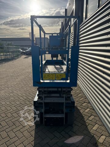 Genie GS2032 Platformă de lucru la înălțime Tip foarfecă (2012) Genie GS2032 Hoogwerker Schaarhoogwerker Schaarlift (...