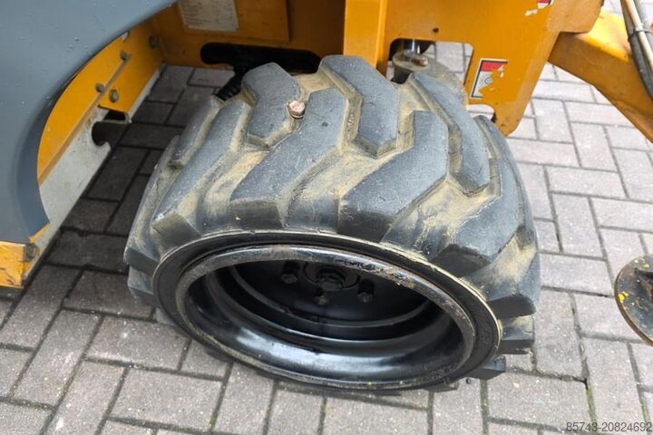 Scissor lift Haulotte Compact 12DX Diesel, 4x4 Drive, 12m Working Height