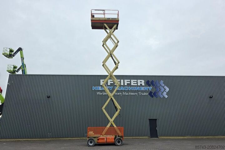 Ascensore a forbice JLG M4069 Hybrid, 14.2m Working Height, 360kg Capacity