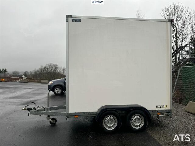 Kuffert Stedele Twin-Axle Box Trailer