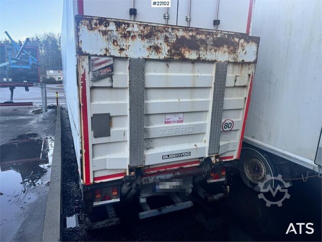 HFR box semi-trailer with refrigeration/freezer unit HFR box semi-trailer with refrigeration/freezer unit