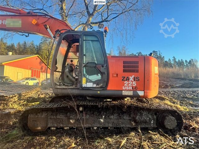 Crawler excavator Hitachi ZX225USRLC-3 crawler excavator with rototilt and 2