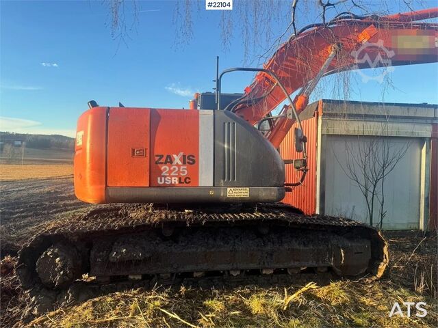 Crawler excavator Hitachi ZX225USRLC-3 crawler excavator with rototilt and 2