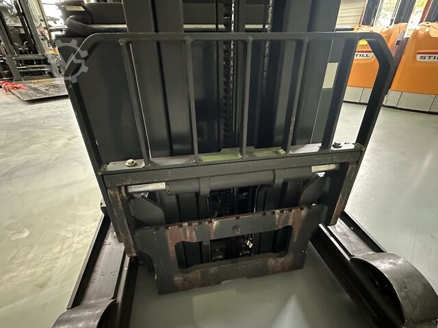 R 14 HD * ¡¡Triplex FFL!! LINDE R 14 HD  * Triplex FFL !!
