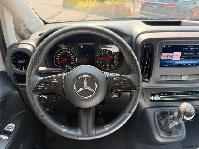 Mercedes-Benz Vito 116 CDI, climatisation, caméra, attelage Mercedes-Benz Vito 116 CDI Klima Kamera AHK